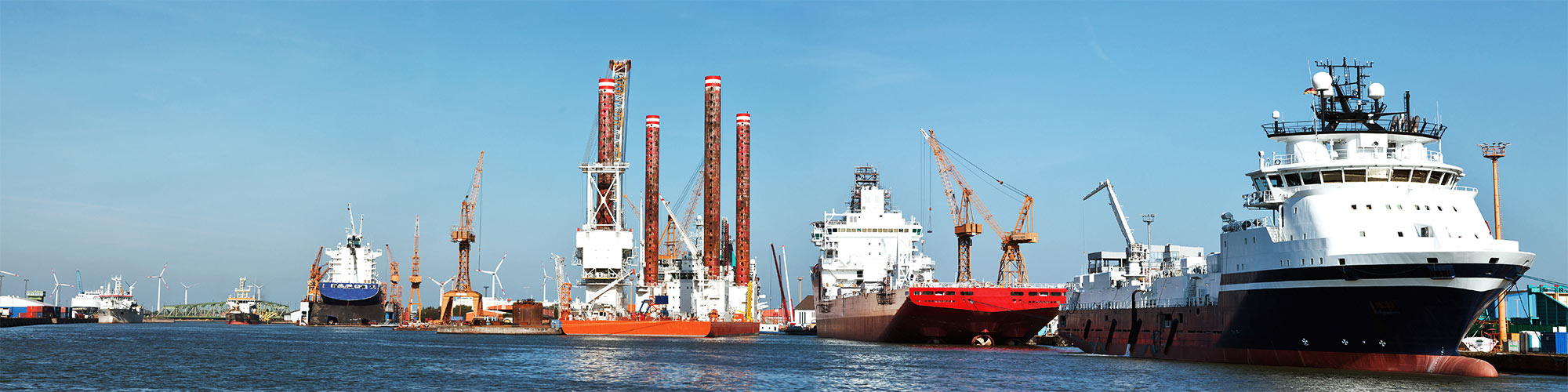 Preventive electrical monitoring of ships and ports